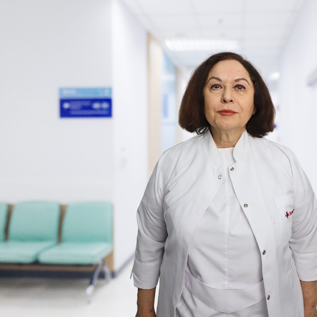 <b>Dilarə Kərimbəyova </b> <br>Usm radioloq